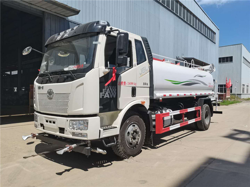 國六解放J6 13方霧炮灑水車